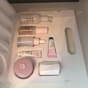 Limited Edition Glossier Skincare Edit